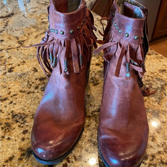 A.S.98 Sexy Boho Bootie W/Fringe & Antique Hardware  Size 39 Euro Size 8 US - Picture 3 of 8